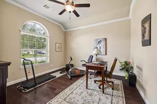 10835 Paula Bluff Ln, Cypress, TX 77433 - Photo 11