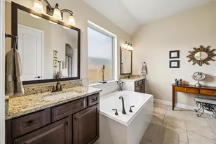 10835 Paula Bluff Ln, Cypress, TX 77433 - Photo 21