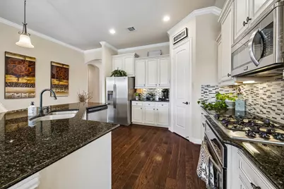 10835 Paula Bluff Lane, Cypress, TX 77433 - Photo 5