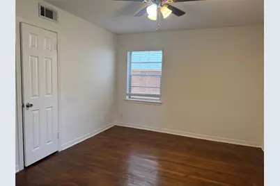 4013 Newshire Drive, Houston, TX 77025 - Photo 9