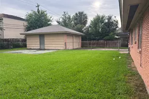 4013 Newshire Dr, Houston, TX 77025 - Photo 21