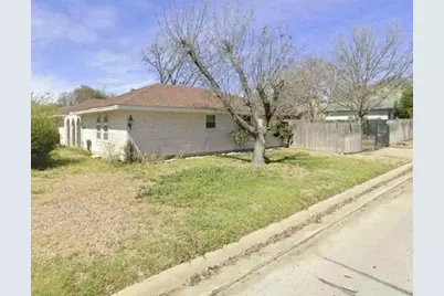 3700 Kelvin Avenue, Fort Worth, TX 76133 - Photo 3