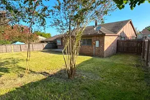 13223 Lake Breeze Ln, Willis, TX 77318 - Photo 17