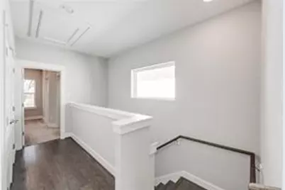 2057 Sherwood Forest Street, Houston, TX 77043 - Photo 13
