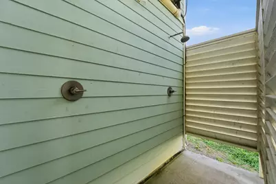 21233 Gulf Drive, Galveston, TX 77554 - Photo 23