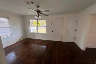 2146 Minnesota St, Houston, TX 77034 - Photo 13