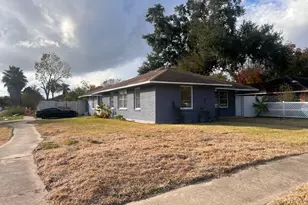 2146 Minnesota St, Houston, TX 77034 - Photo 1