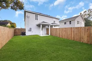 5807 Southmund St, Houston, TX 77033 - Photo 13