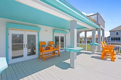 2639 Whitecap, Crystal Beach, TX 77650 - Photo 9