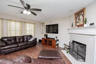 17302 Pecan Acres Dr, Sugar Land, TX 77498 - Photo 17