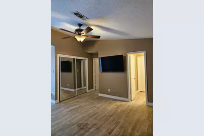 7832 Green Lawn Drive #7832, Houston, TX 77088 - Photo 7