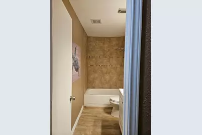 7832 Green Lawn Drive #7832, Houston, TX 77088 - Photo 13