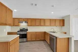 16017 Golf Club Dr, Crosby, TX 77532 - Photo 13