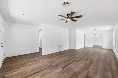 5002 Live Oak Drive, Texas City, TX 77591 - Photo 5