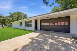 5002 Live Oak Dr, Texas City, TX 77591 - Photo 3