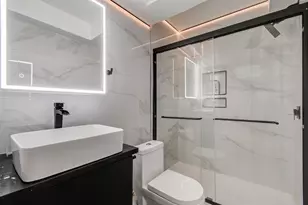 4641 Wild Indigo St, Houston, TX 77027 - Photo 11