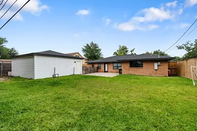 2314 Droxford Drive, Houston, TX 77008 - Photo 21