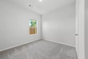 511 Johnson St, Dayton, TX 77535 - Photo 15