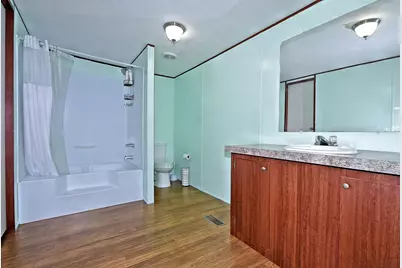 317 River Road, Angleton, TX 77515 - Photo 15