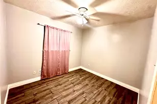 7754 Bunker Wood Ln, Houston, TX 77086 - Photo 9