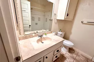 7754 Bunker Wood Ln, Houston, TX 77086 - Photo 11