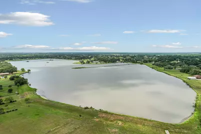 912 Wagon Wheel Trail, Angleton, TX 77515 - Photo 11