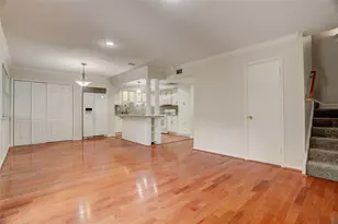 2253 Triway Ln, Houston, TX 77043 - Photo 9