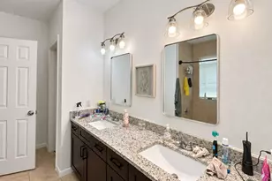 11115 Beverley Pk St, Sugar Land, TX 77498 - Photo 7