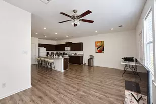 11115 Beverley Pk St, Sugar Land, TX 77498 - Photo 3