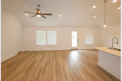 715 Michelia Street, Magnolia, TX 77354 - Photo 3