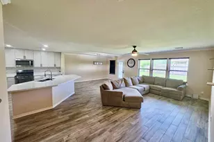3145 Morgan Meadow Ln, Pearland, TX 77584 - Photo 7