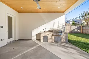 7115 Raton St, Houston, TX 77055 - Photo 39