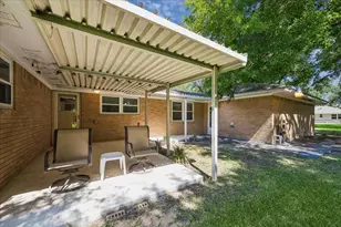 12511 Britt Rd, Pearland, TX 77584 - Photo 21