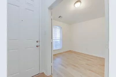 2410 Lakecrest Town Drive, Katy, TX 77493 - Photo 5