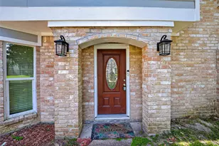 2227 Pine River Dr, Houston, TX 77339 - Photo 3