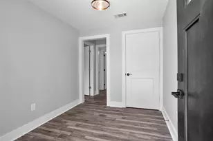 101 April Point Pl, Conroe, TX 77356 - Photo 5