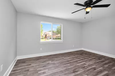 101 April Point Place, Conroe, TX 77356 - Photo 7