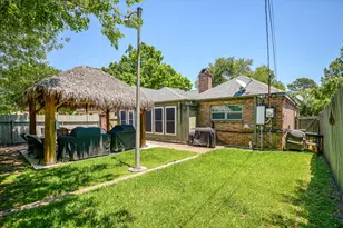 1517 19th Ave N, Texas City, TX 77590 - Photo 35