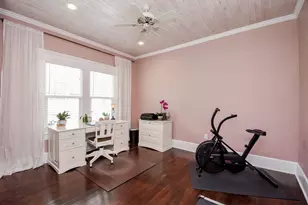 210 W Calhoun St, El Campo, TX 77437 - Photo 9