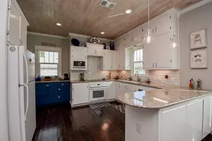 210 W Calhoun St, El Campo, TX 77437 - Photo 45