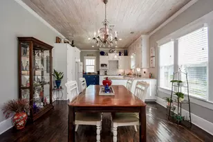 210 W Calhoun St, El Campo, TX 77437 - Photo 5