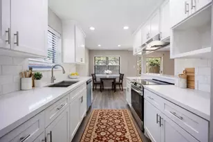 8826 Tanager St, Houston, TX 77036 - Photo 15