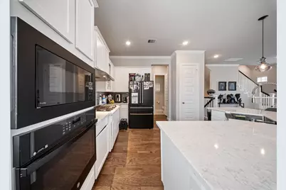 10605 Centre Green Way, Houston, TX 77043 - Photo 11