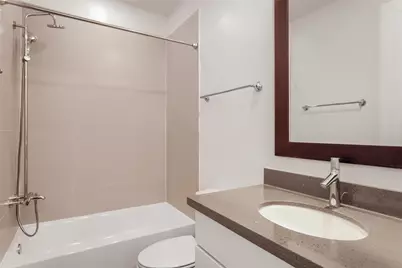 4024 Woodshire Village Estate, Houston, TX 77025 - Photo 25