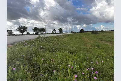490 Angus Trail, Angleton, TX 77515 - Photo 7