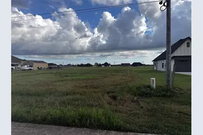 490 Angus Trail, Angleton, TX 77515 - Photo 3