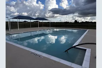 490 Angus Trail, Angleton, TX 77515 - Photo 5