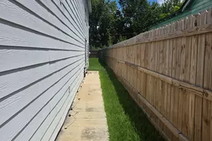 11610 Danford Ln, Houston, TX 77016 - Photo 13