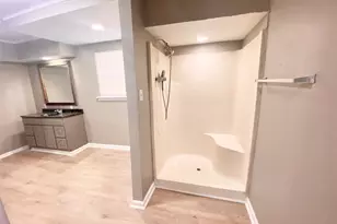 88 Gazebo St, Huntsville, TX 77340 - Photo 15