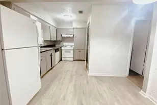 88 Gazebo St, Huntsville, TX 77340 - Photo 5